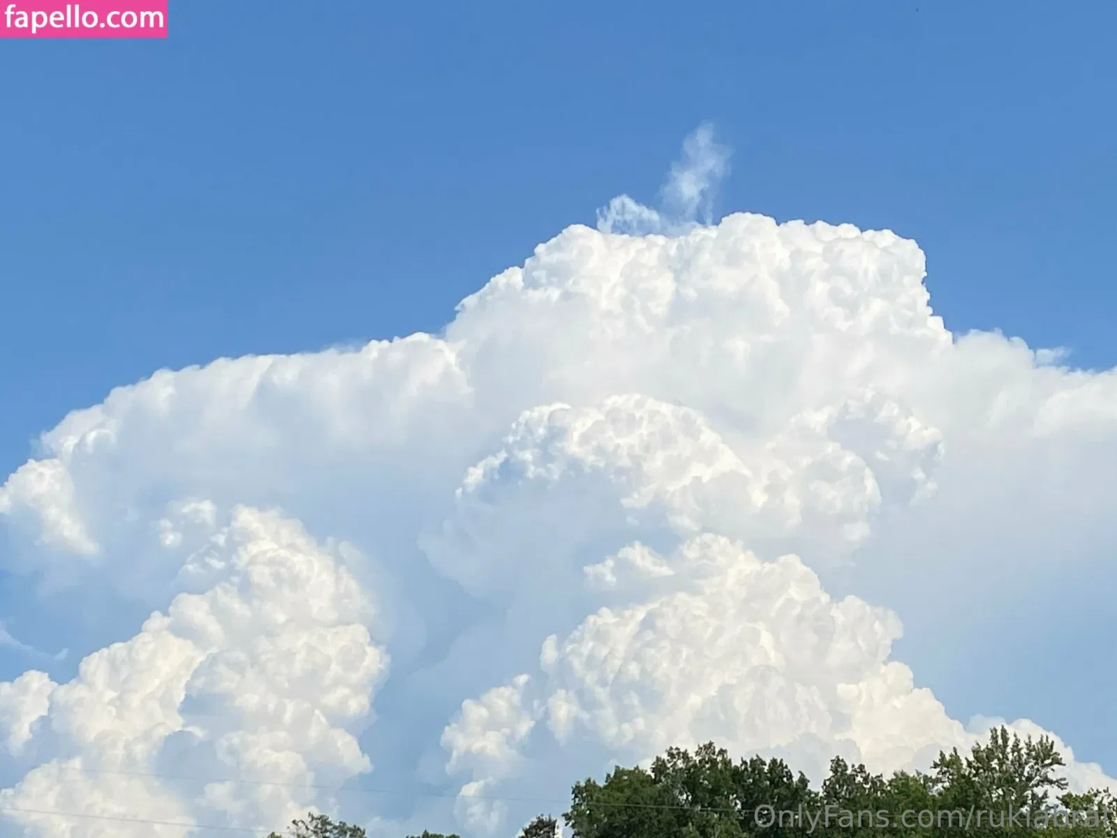 rukiabrat Onlyfans Photo Gallery 