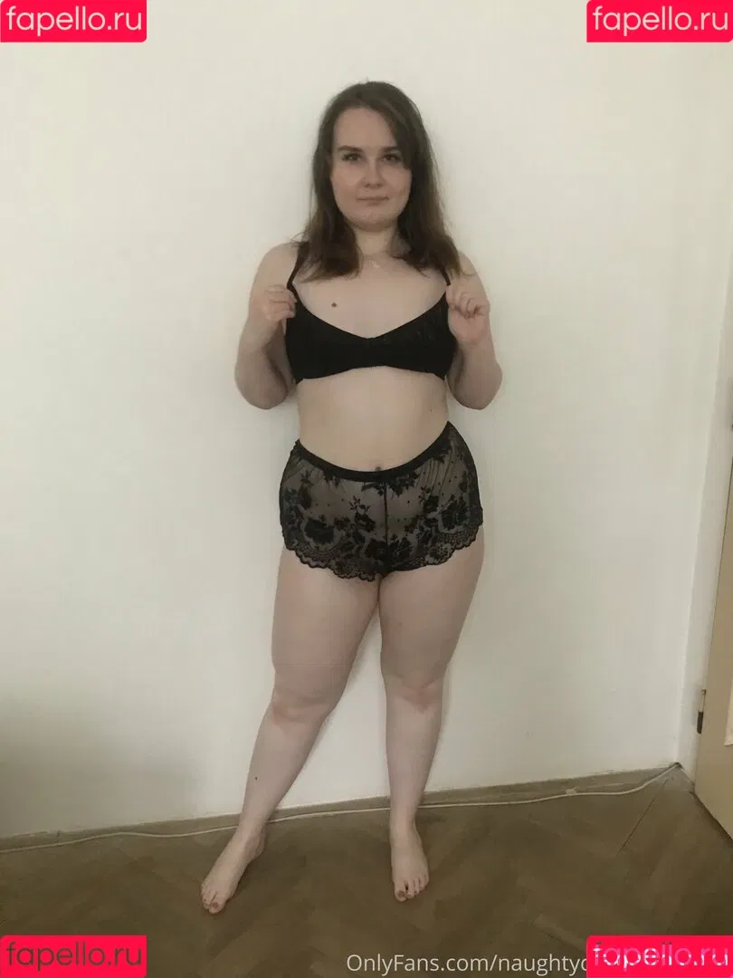 Naughtychubbynixiesin Onlyfans Photo Gallery 
