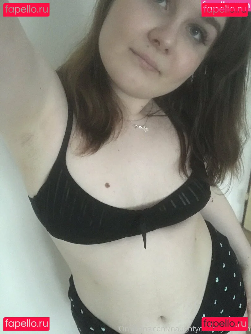 Naughtychubbynixiesin Onlyfans Photo Gallery 