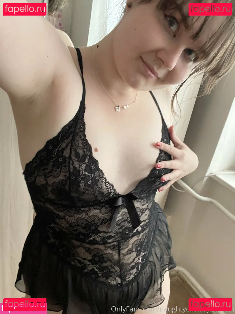 Naughtychubbynixiesin Onlyfans Photo Gallery 