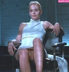 sroozu Onlyfans Photo Gallery 