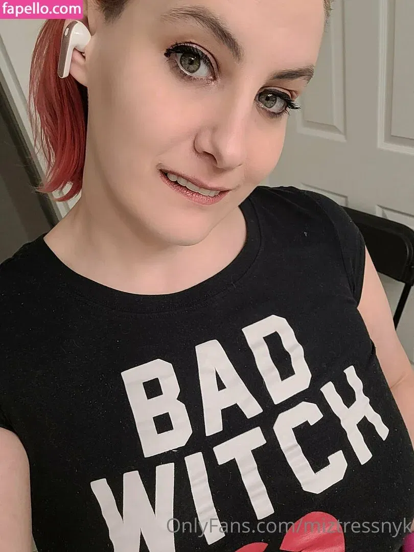 miztressnyk Onlyfans Photo Gallery 