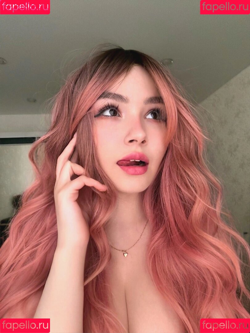 shotyeba Onlyfans Photo Gallery 