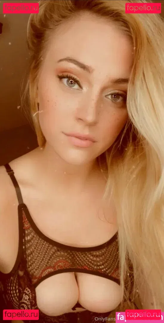 Savannah Paige Onlyfans Photo Gallery 