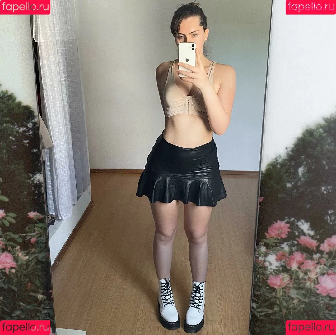 Olivia Herdt Onlyfans Photo Gallery 