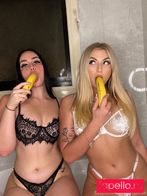 trinityjanex Onlyfans Photo Gallery 