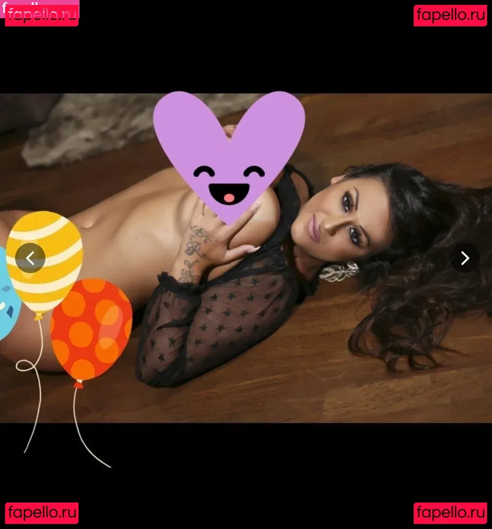 sarapiras Onlyfans Photo Gallery 