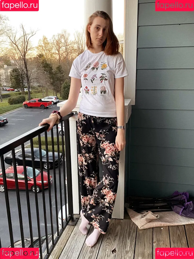 blissfulellie Onlyfans Photo Gallery 