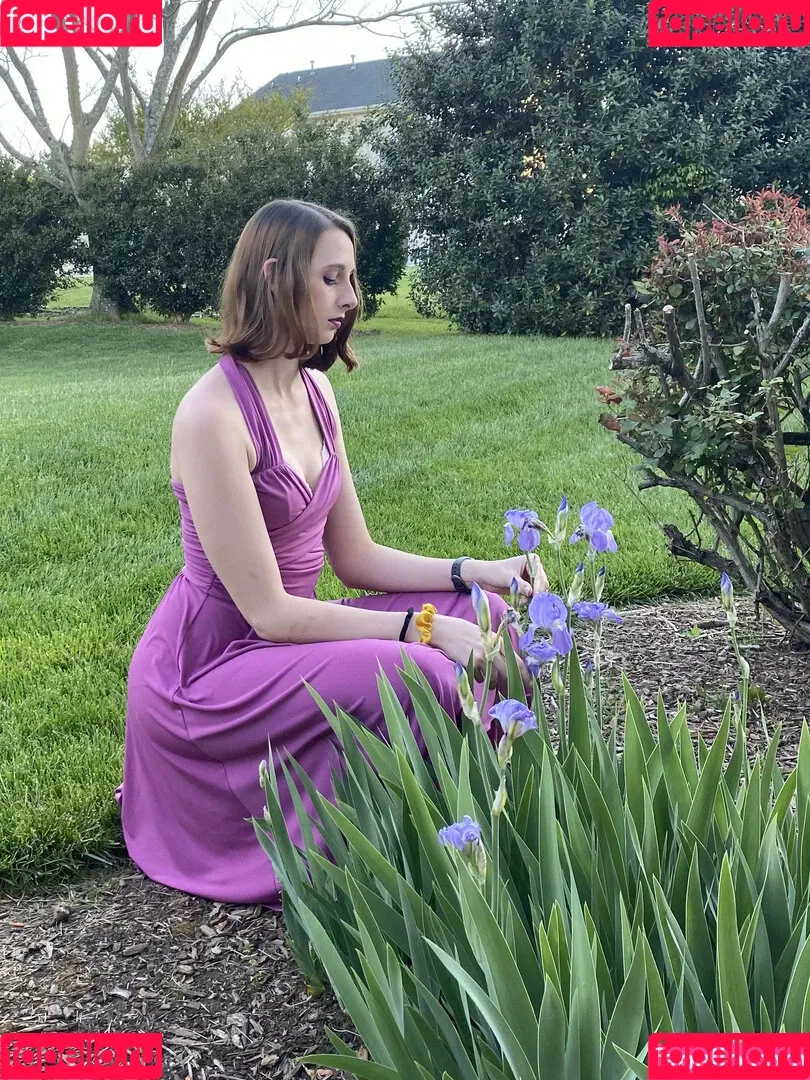 blissfulellie Onlyfans Photo Gallery 