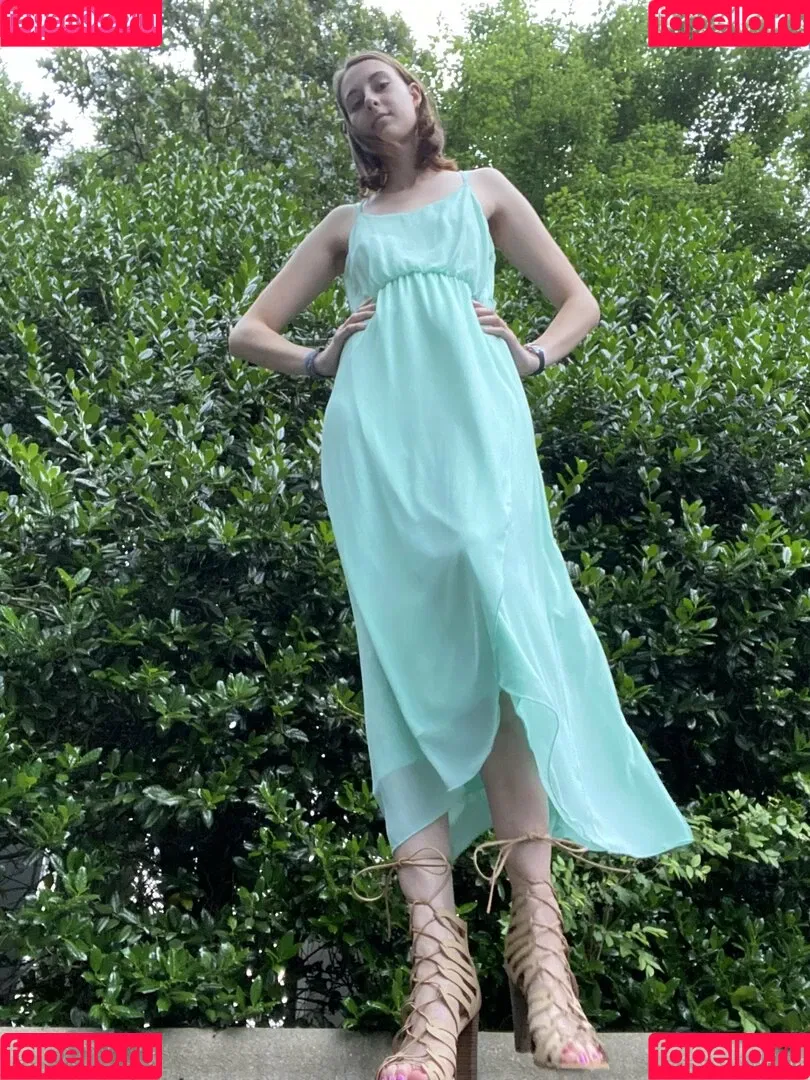 blissfulellie Onlyfans Photo Gallery 