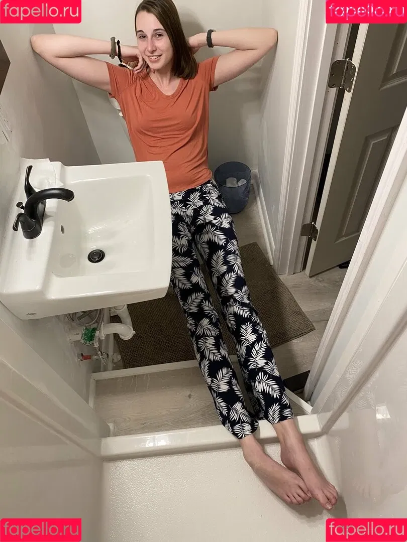 blissfulellie Onlyfans Photo Gallery 