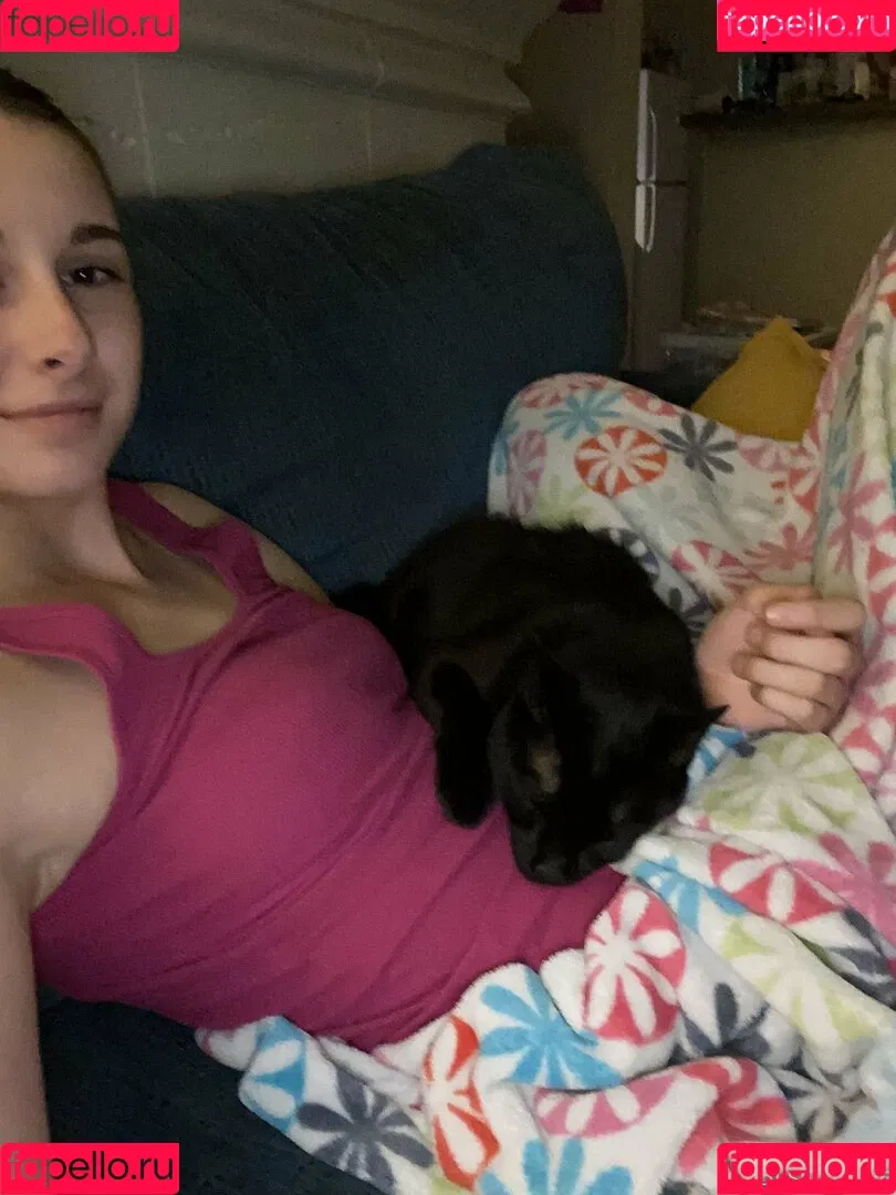 blissfulellie Onlyfans Photo Gallery 