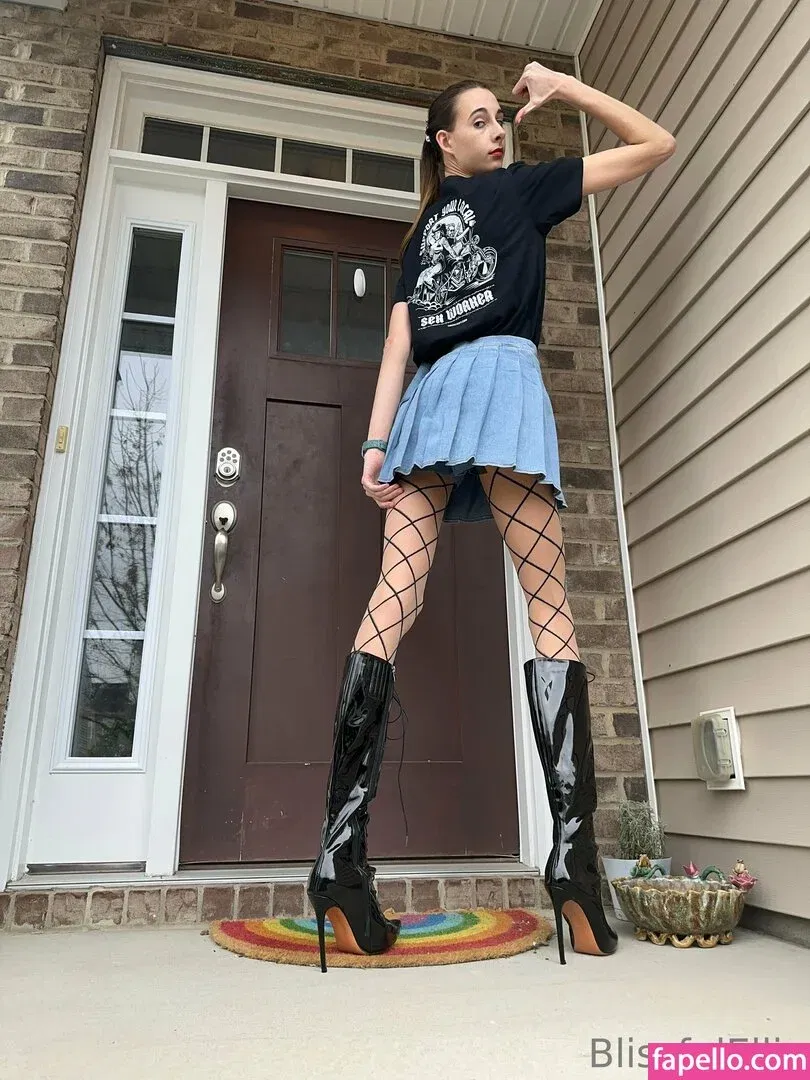 blissfulellie Onlyfans Photo Gallery 