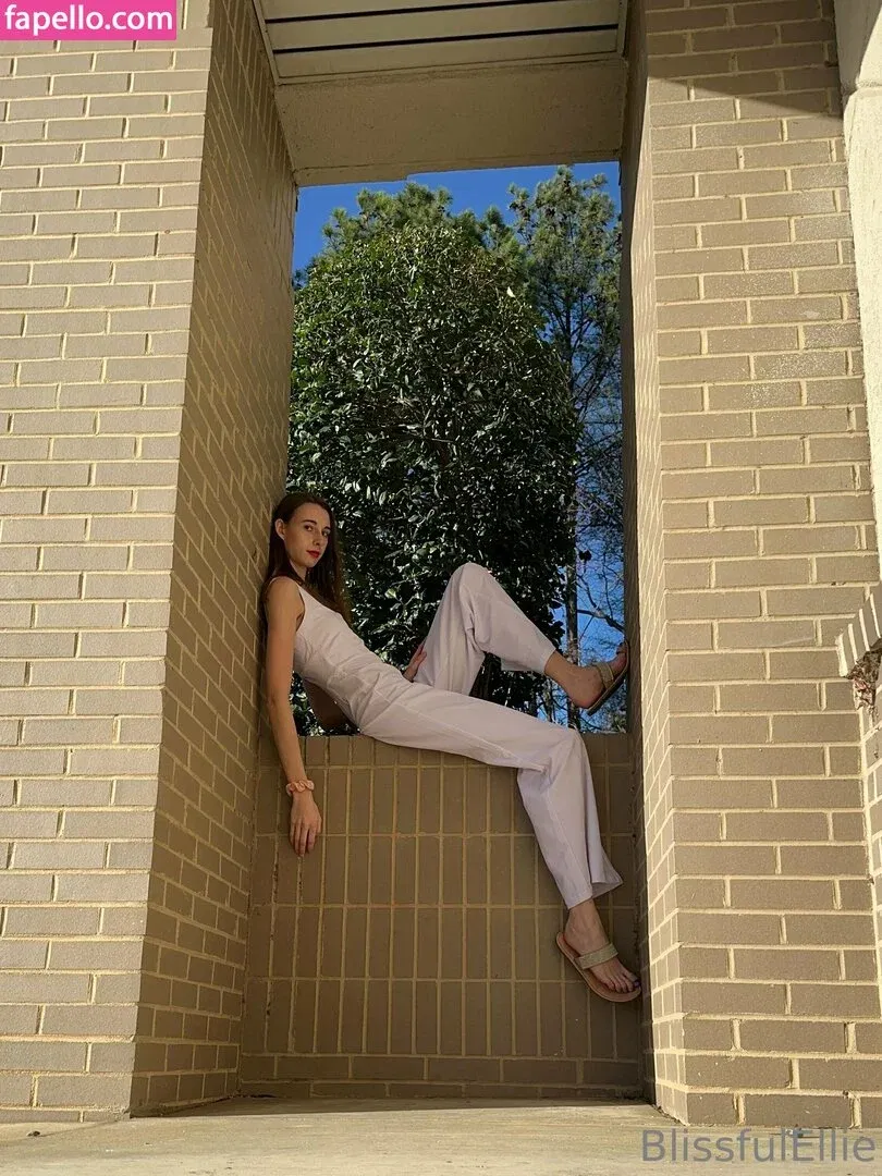 blissfulellie Onlyfans Photo Gallery 