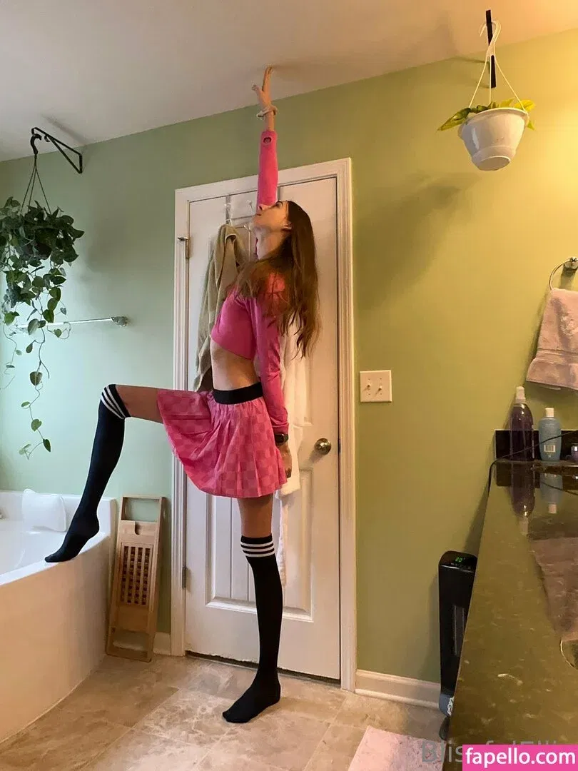 blissfulellie Onlyfans Photo Gallery 