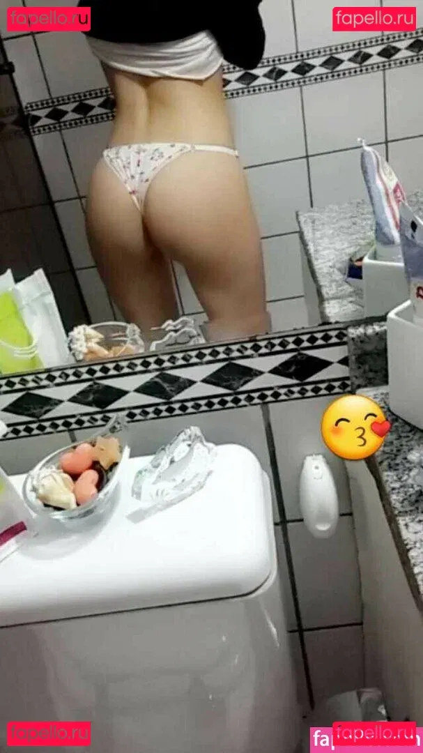 Exibam Sua Companheira Onlyfans Photo Gallery 