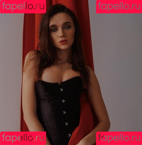 Alevtina Batman Onlyfans Photo Gallery 