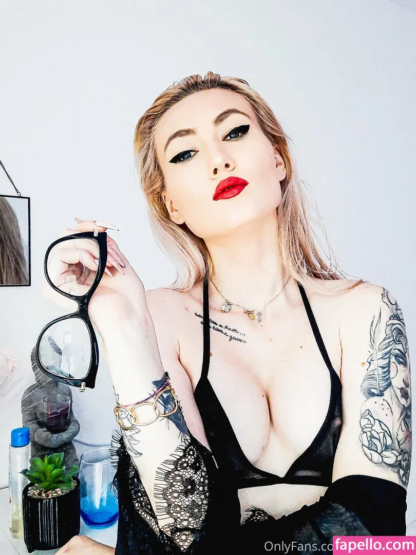 babeokami Onlyfans Photo Gallery 