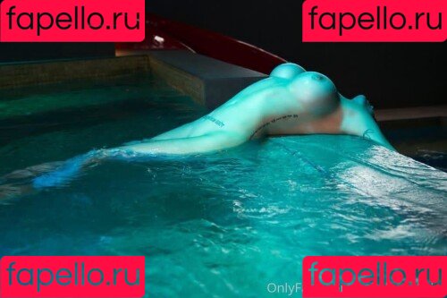 Celia Lora Onlyfans Photo Gallery 