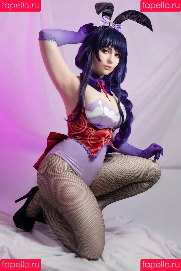 Mirikashi Cosplay Onlyfans Photo Gallery 