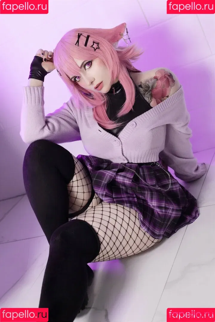 Mirikashi Cosplay Onlyfans Photo Gallery 