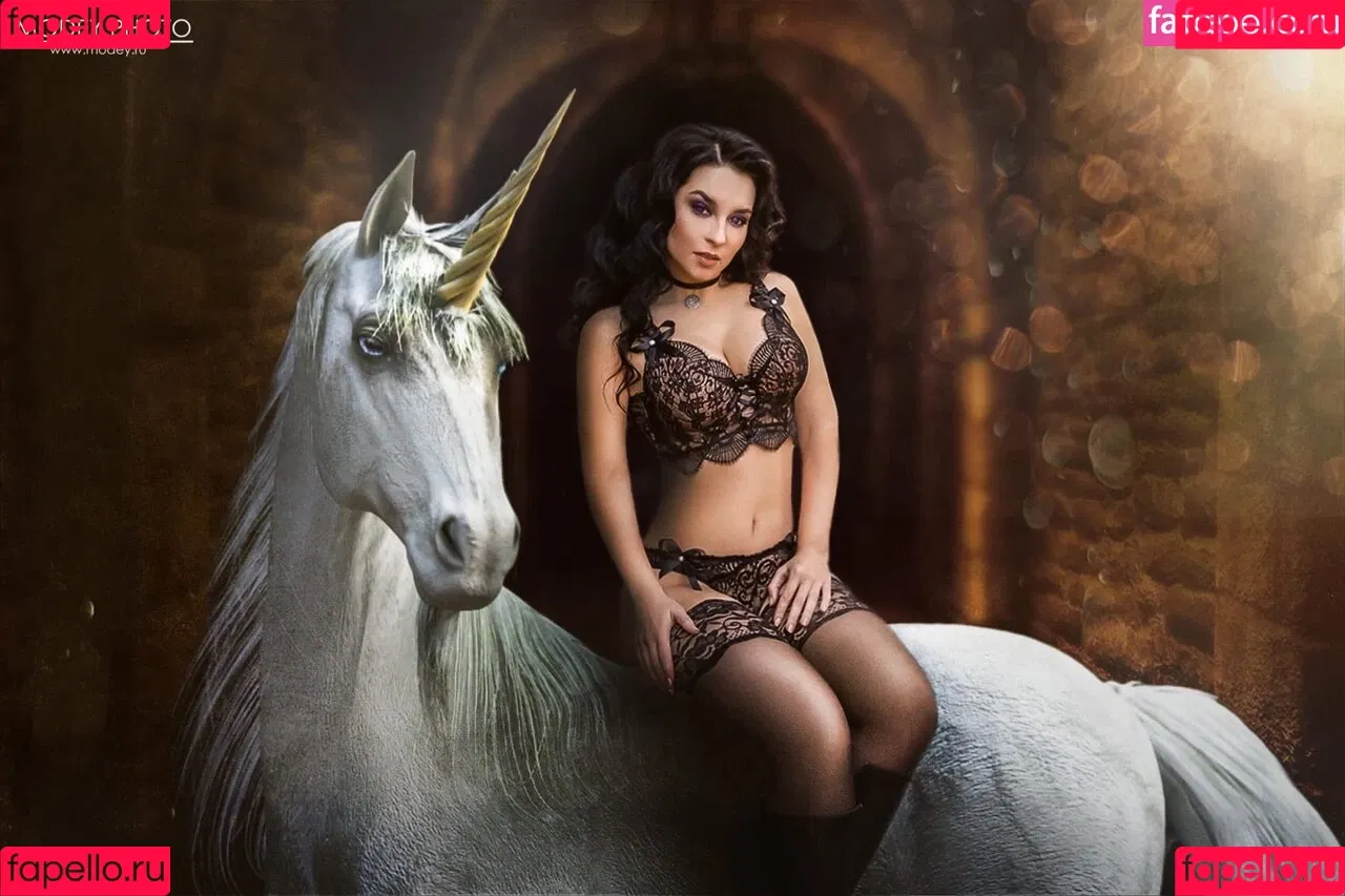Ann Shakhovskaya Onlyfans Photo Gallery 
