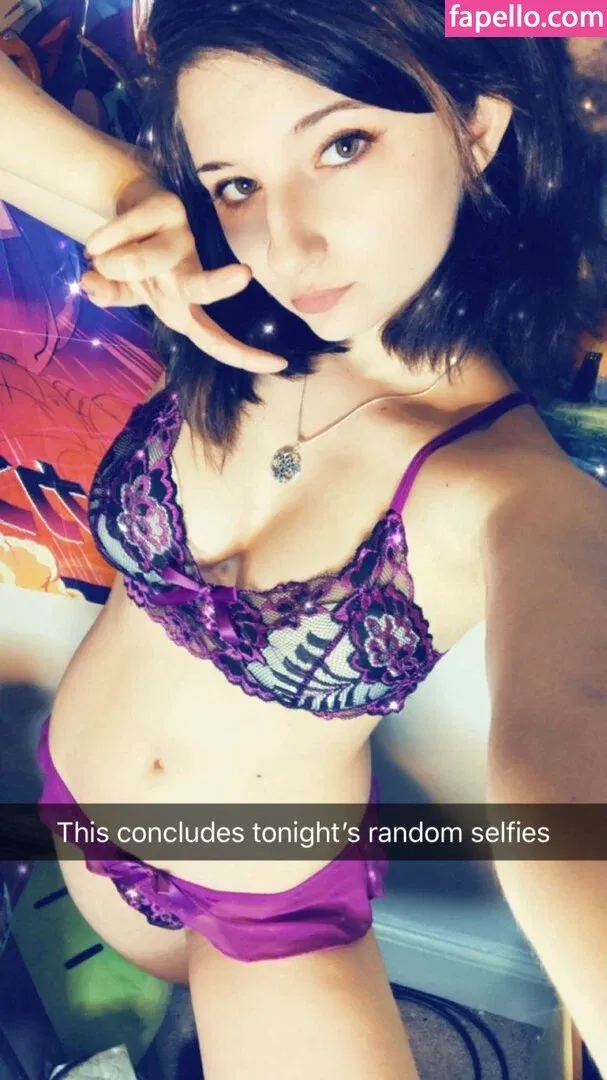 Aftynrose ASMR Onlyfans Photo Gallery 