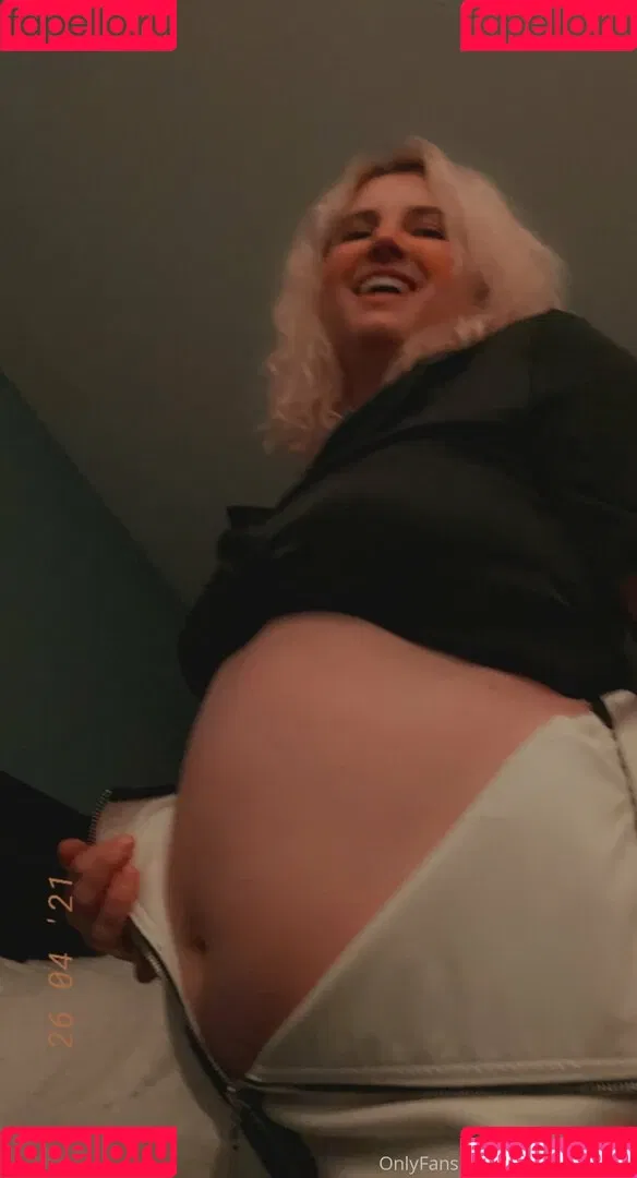thatoneamy31 Onlyfans Photo Gallery 