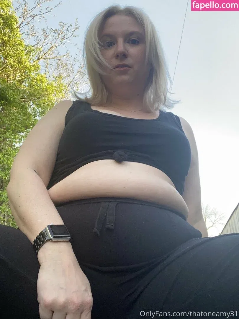 thatoneamy31 Onlyfans Photo Gallery 