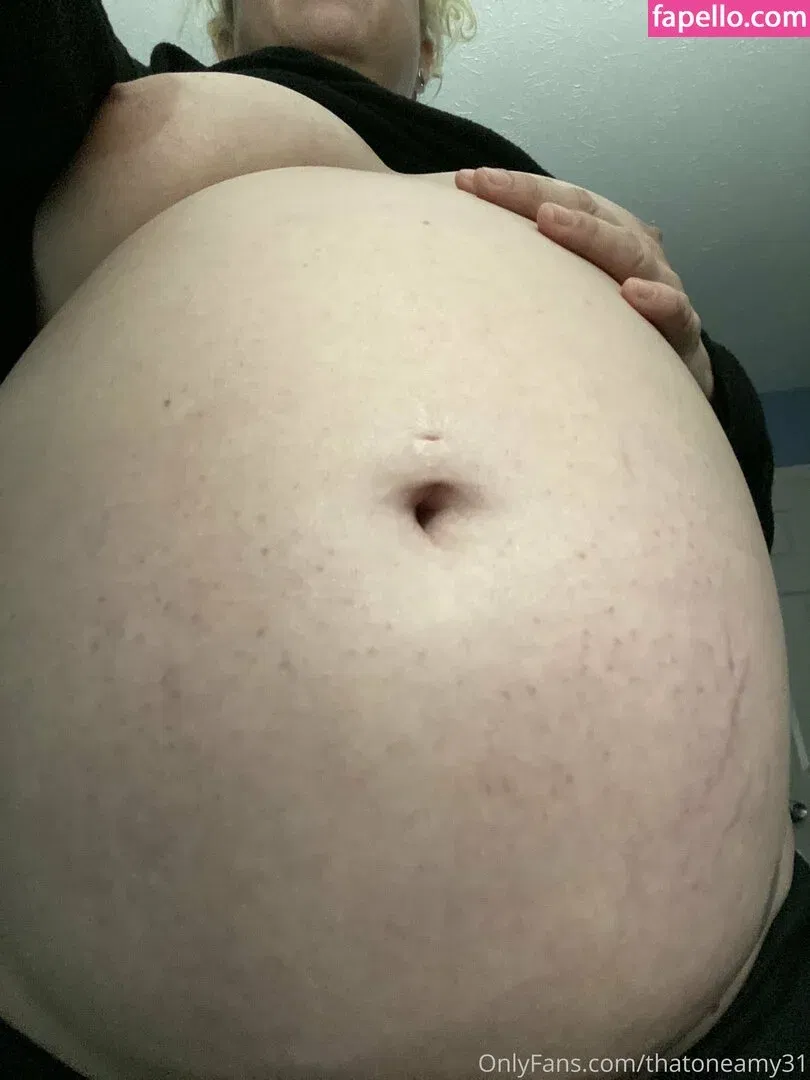 thatoneamy31 Onlyfans Photo Gallery 