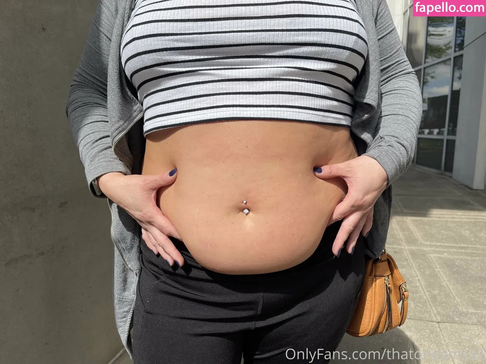 thatoneamy31 Onlyfans Photo Gallery 