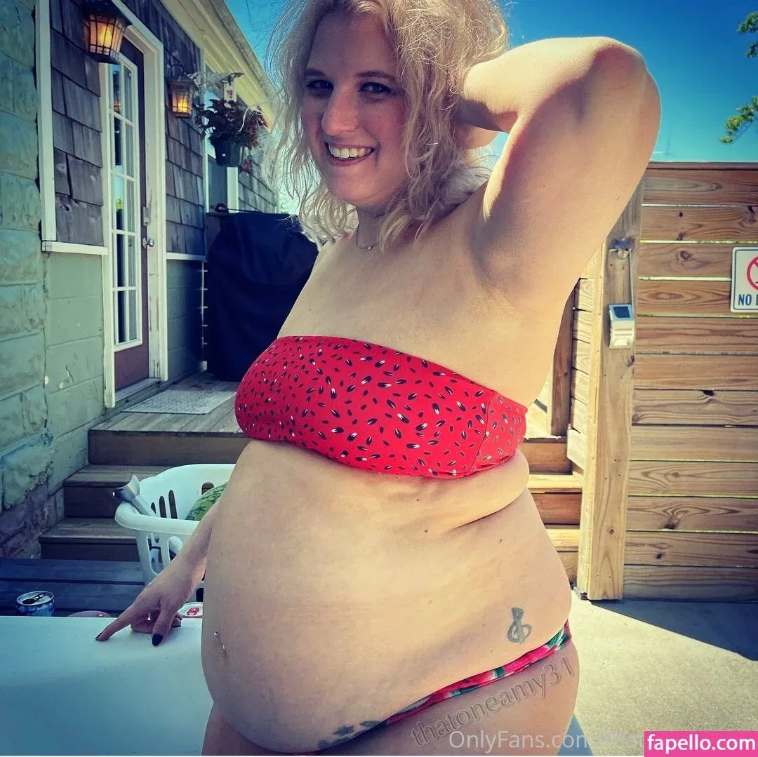 thatoneamy31 Onlyfans Photo Gallery 