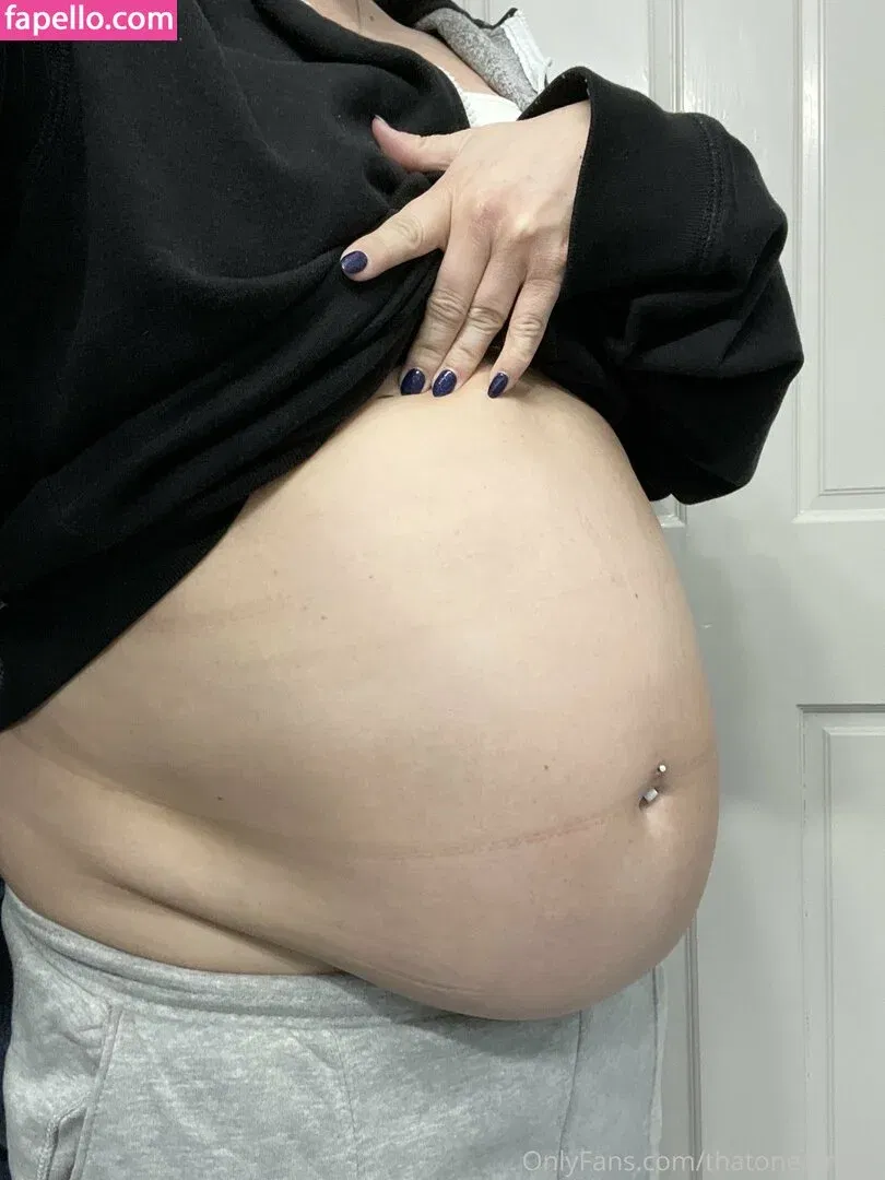 thatoneamy31 Onlyfans Photo Gallery 