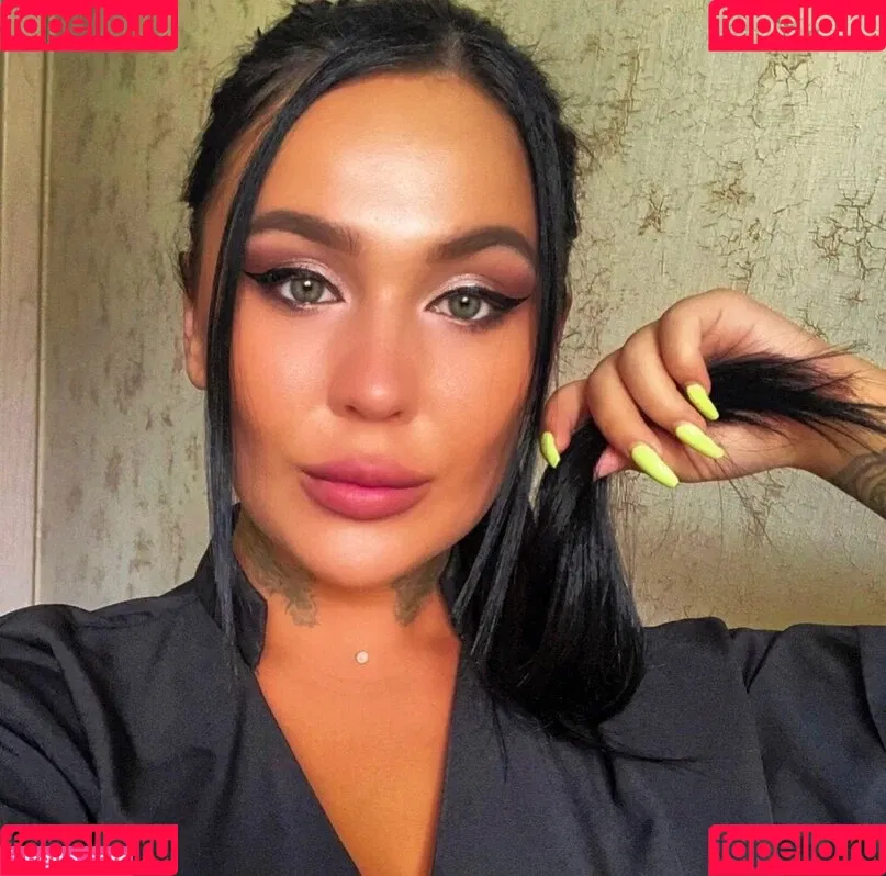 Marina Burnashova Onlyfans Photo Gallery 