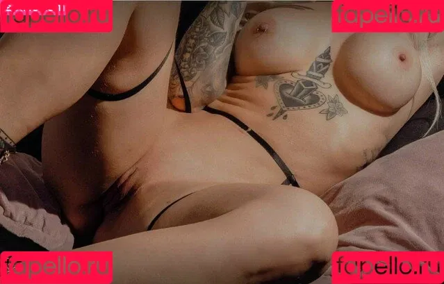 Vanessa Mesquita Onlyfans Photo Gallery 