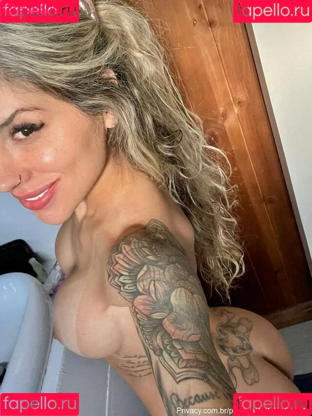 Vanessa Mesquita Onlyfans Photo Gallery 
