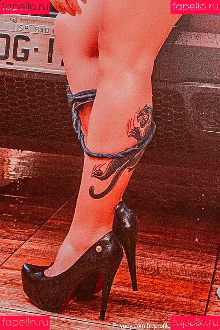 Vanessa Mesquita Onlyfans Photo Gallery 