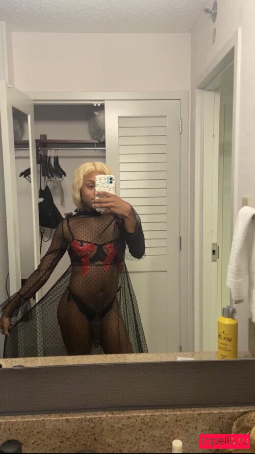 Princess Layla Nude Onlyfans Photo 8