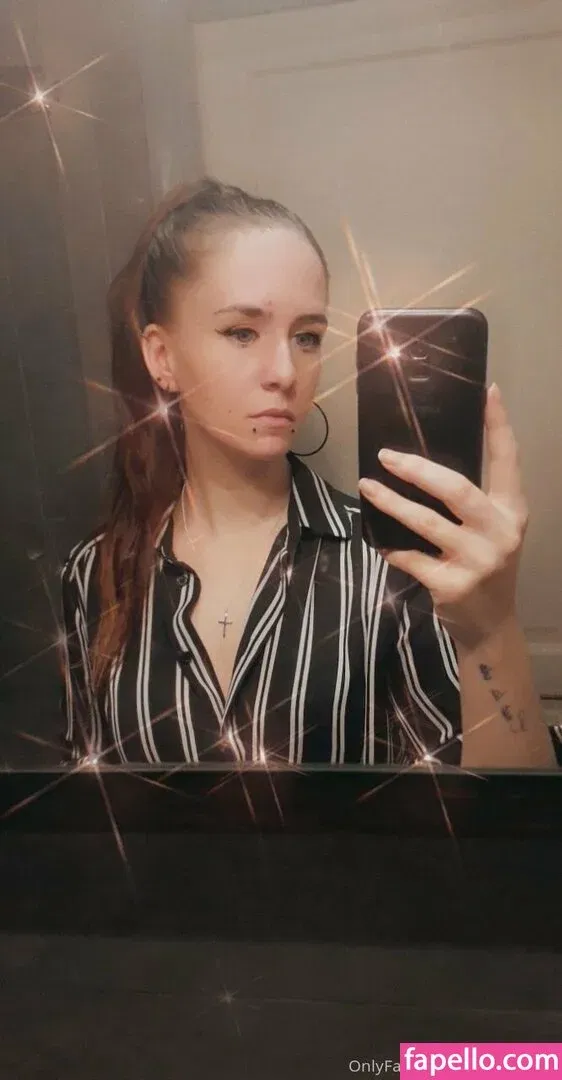 isabellaboth Onlyfans Photo Gallery 