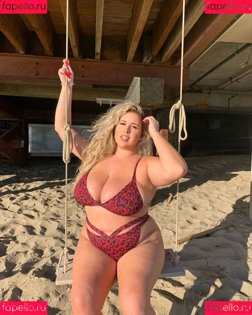 Lo Sangstaaa Onlyfans Photo Gallery 