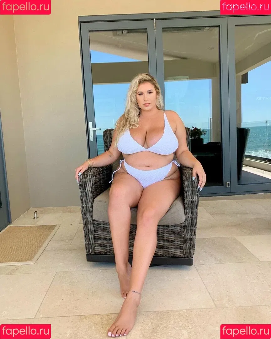 Lo Sangstaaa Onlyfans Photo Gallery 