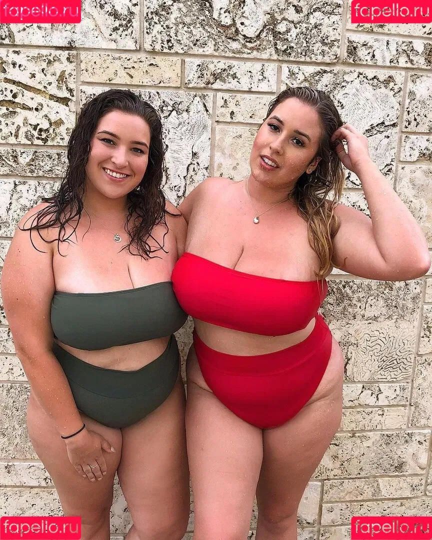 Lo Sangstaaa Onlyfans Photo Gallery 