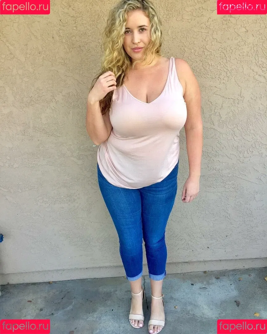 Lo Sangstaaa Onlyfans Photo Gallery 