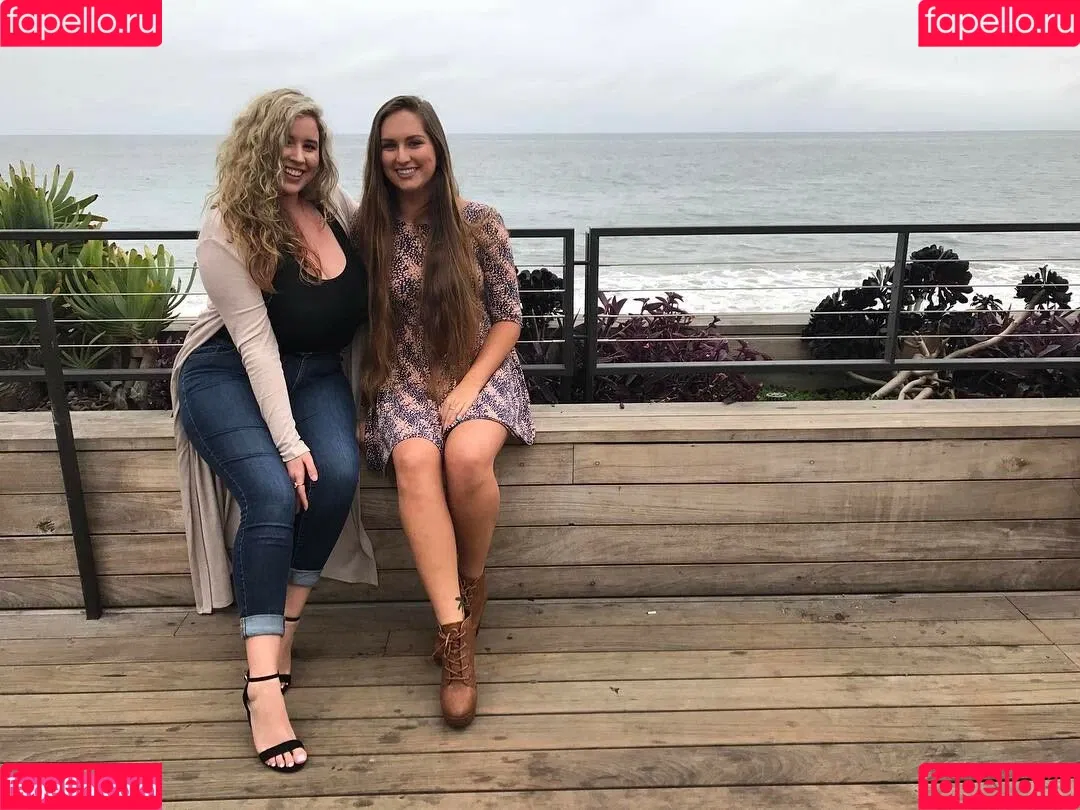 Lo Sangstaaa Onlyfans Photo Gallery 