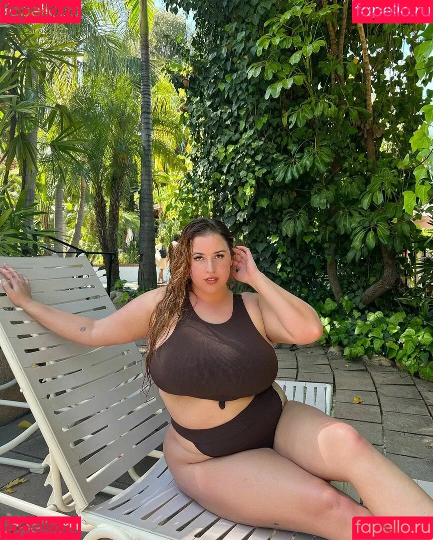 Lo Sangstaaa Onlyfans Photo Gallery 