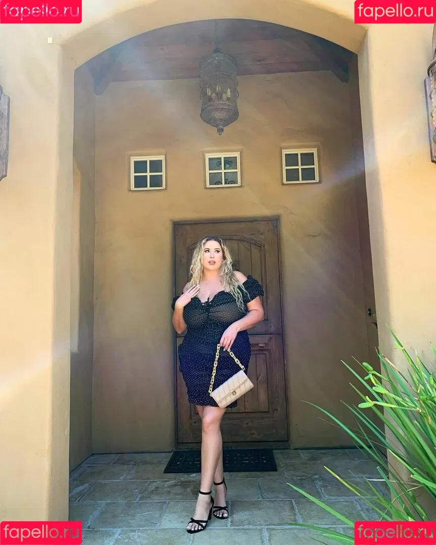 Lo Sangstaaa Onlyfans Photo Gallery 