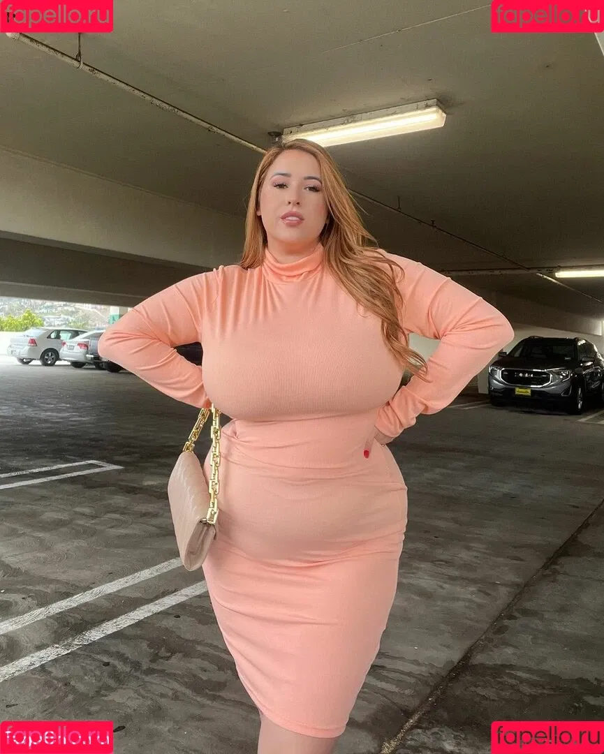 Lo Sangstaaa Onlyfans Photo Gallery 
