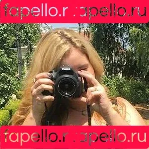 Lo Sangstaaa Onlyfans Photo Gallery 