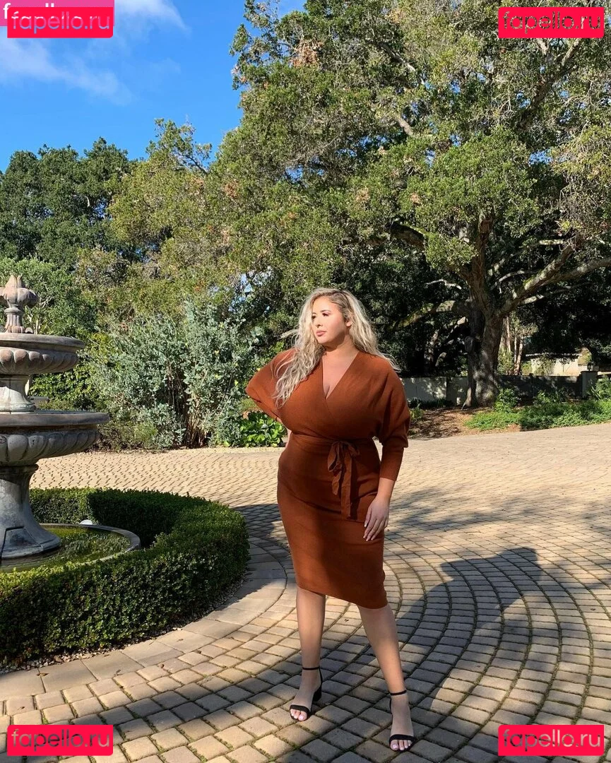 Lo Sangstaaa Onlyfans Photo Gallery 