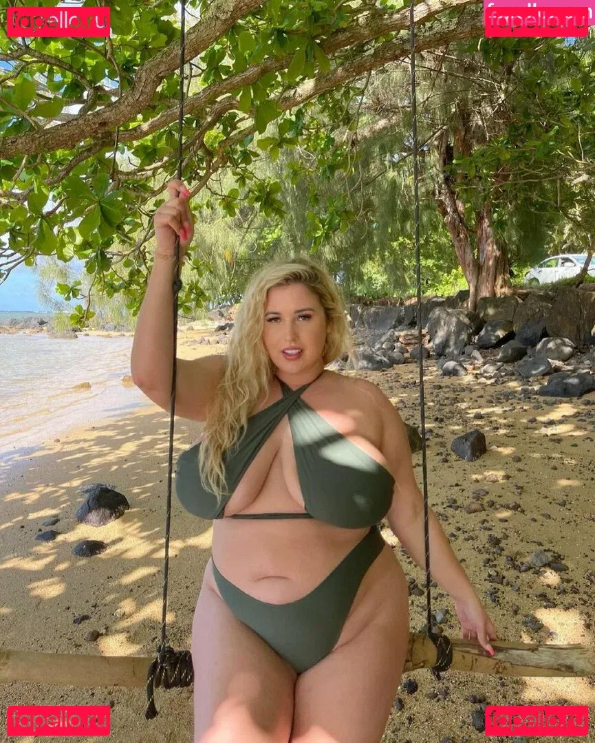 Lo Sangstaaa Onlyfans Photo Gallery 